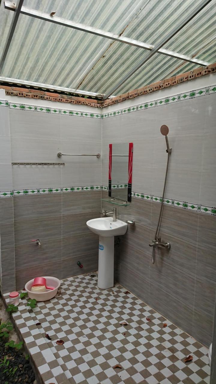 Vuonthuguesthousegarden Kon Tum Buitenkant foto