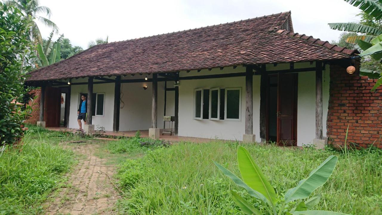Vuonthuguesthousegarden Kon Tum Buitenkant foto